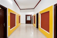 OYO 846422 Hotel The City Hub