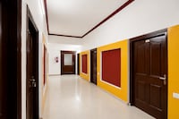 OYO 846422 Hotel The City Hub