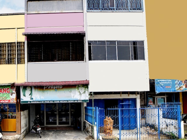 Hotel O near Universitas Negeri Medan formerly Rose Guest House