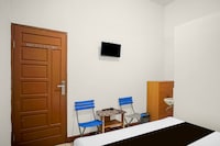 Hotel O near Universitas Negeri Medan formerly Rose Guest House