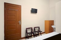 Hotel O near Universitas Negeri Medan formerly Rose Guest House