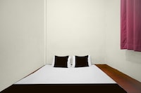 Hotel O near Universitas Negeri Medan formerly Rose Guest House