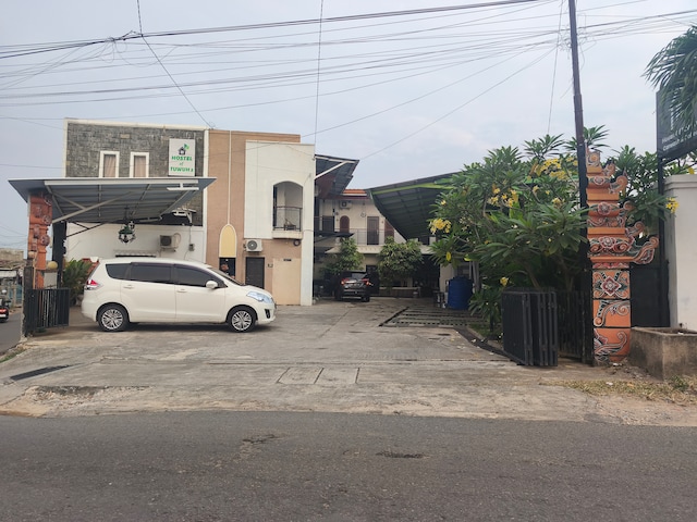 Hotel O near Mall Boemi Kedaton formerly House Of Tuwuh 2