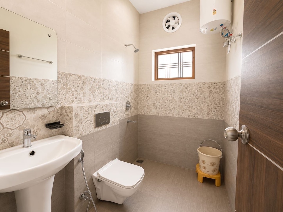 Hotel O Bhandari, Dehradun ISBT, Dehradun