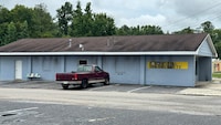 Imperial Motel Near Marion HWY 76