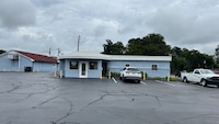 Imperial Motel Near Marion HWY 76