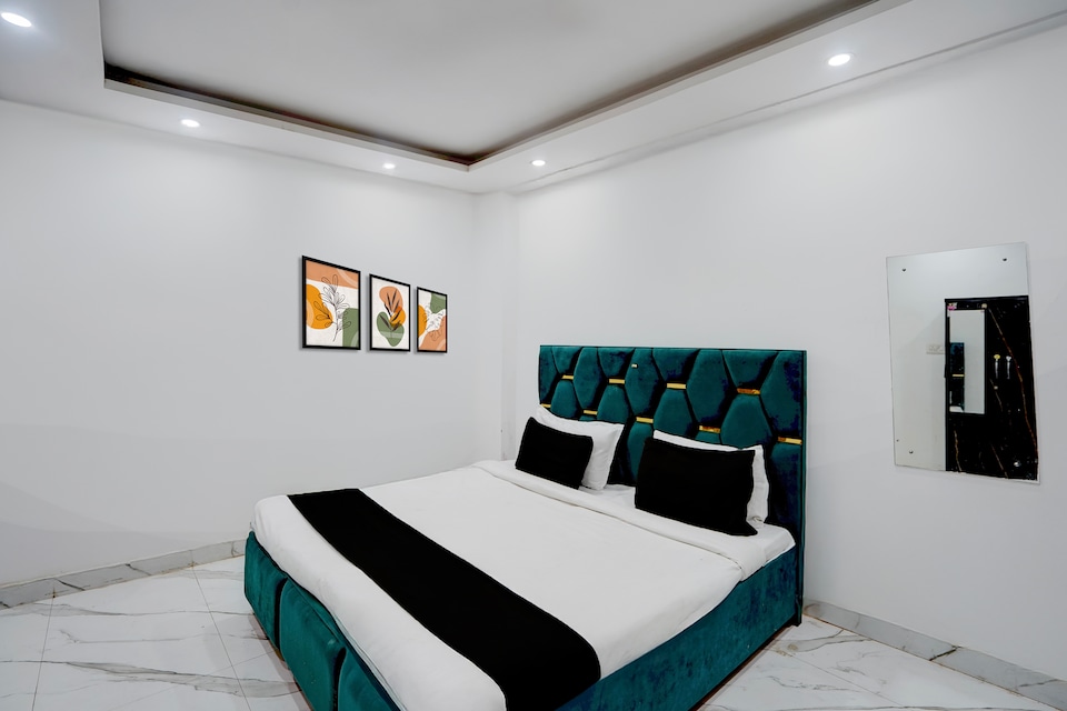 Hotel O The Classic Residency, Okhla Jasola Delhi, Delhi