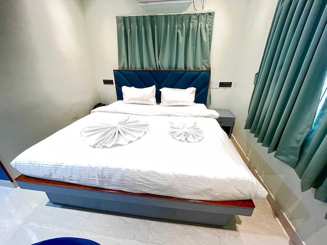 Hotel O SKY PLEX GUEST HOUSE