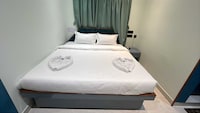 Hotel O SKY PLEX GUEST HOUSE