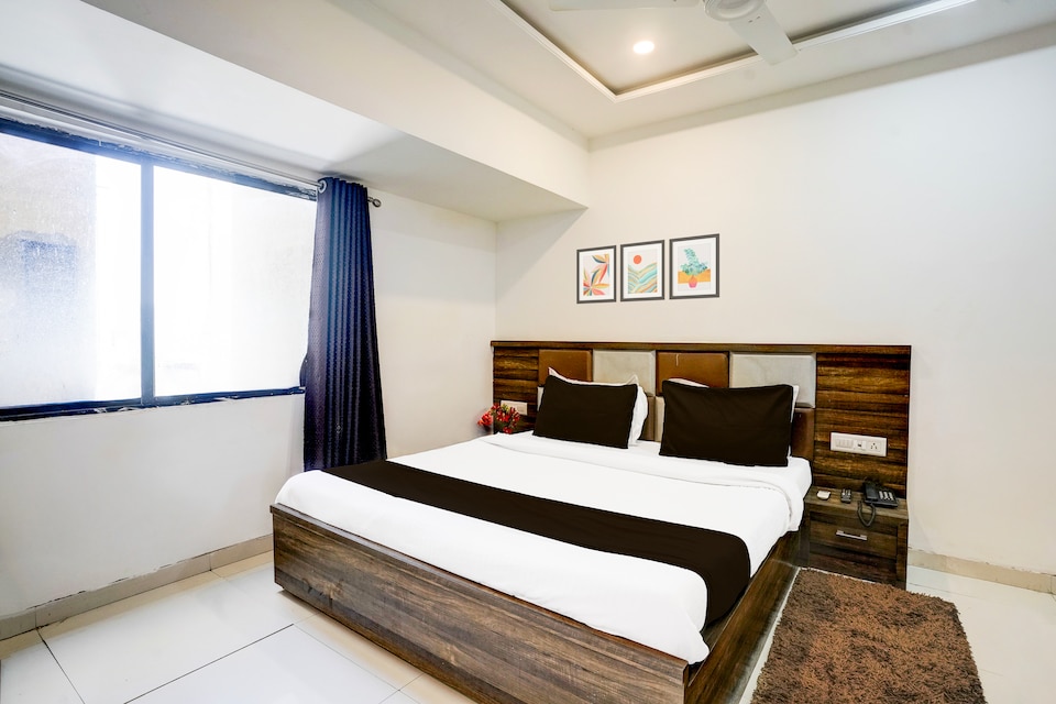 Hotel O Ashram Road formerly Radhey Residency, Ashram Road Ahmedabad, Ahmedabad