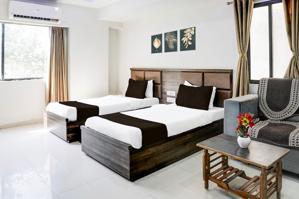 Hotel O Ashram Road formerly Radhey Residency, Ashram Road Ahmedabad, Ahmedabad