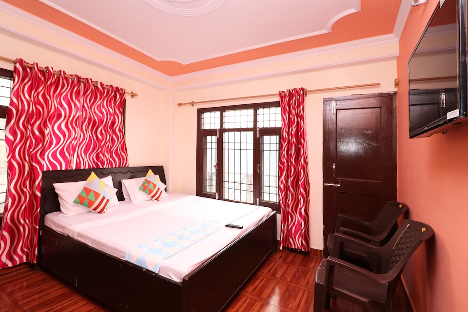 OYO Home 15232 Radiant 2BHK Apartment Bhattakufer, Sanjauli, Shimla