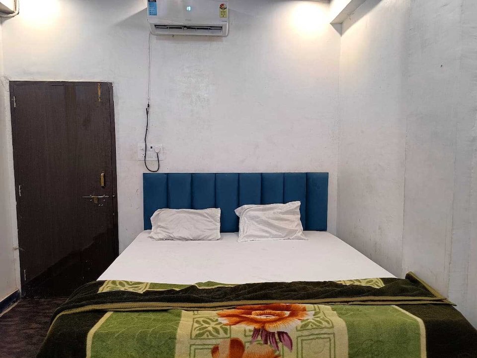 Hotel O The Kash Hotel, Rania Kanpur, Kanpur