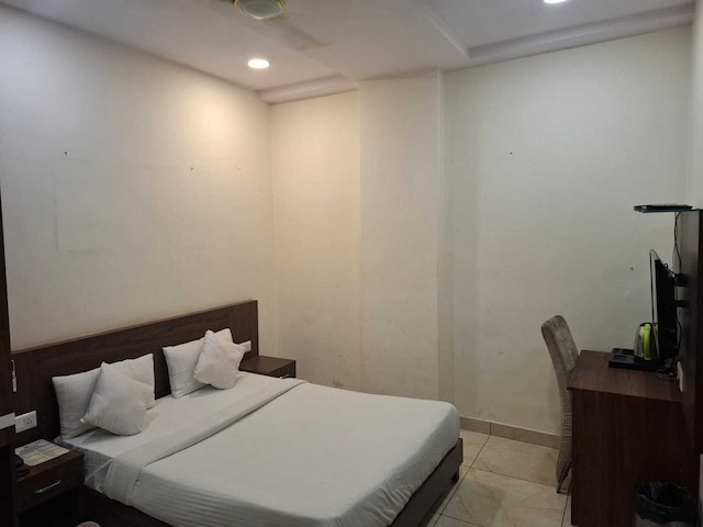 Townhouse Dashrathpuri Metro Formerly Elegant Palace