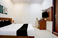 Super Townhouse Dashrathpuri Metro Formerly Elegant Palace