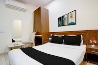 Townhouse Dashrathpuri Metro Formerly Elegant Palace