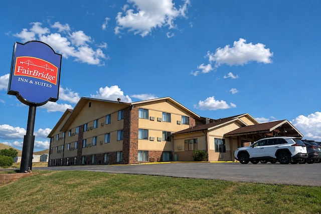 Fairbridge Inn And Suites