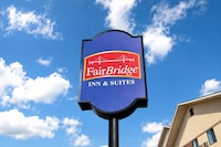 Fairbridge Inn And Suites