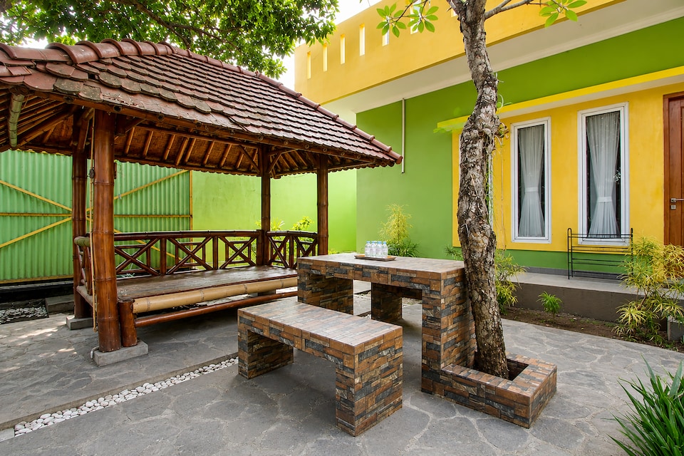 OYO 95373 Giriwardoyo Family Guest House, Yogyakarta, Yogyakarta
