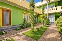 OYO 95373 Giriwardoyo Family Guest House