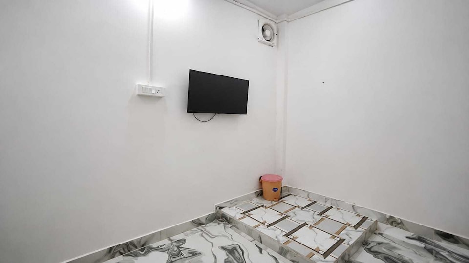 SPOT ON JSK Hotel, Bewar, Bewar
