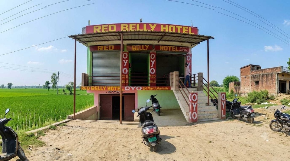 Hotel O Red belly hotel, Bewar, Bewar