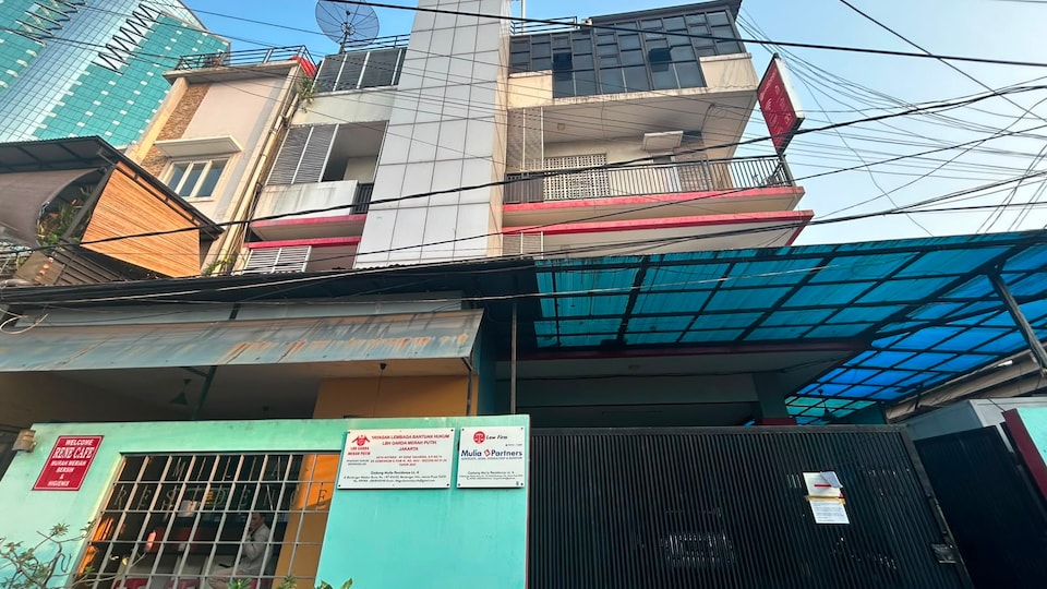 Collection O near Taman Semanggi formerly Mulia Residence, Setiabudi, Jakarta
