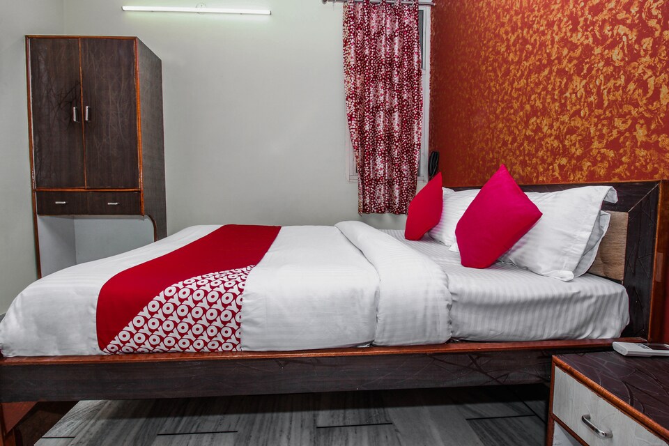 OYO 15242 Hotel Rathi Palace, Sindhi Camp, Jaipur