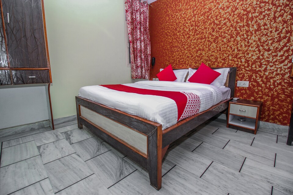 OYO 15242 Hotel Rathi Palace, Sindhi Camp, Jaipur