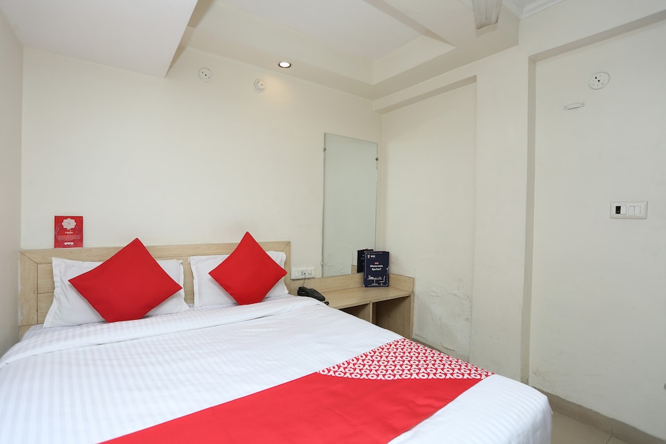 Live on new code-GWL177, City Centre, Gwalior