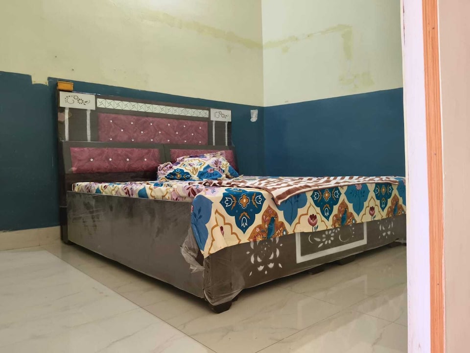 Spot On AVS The Grand Emperior Hotel, Etawah, Etawah