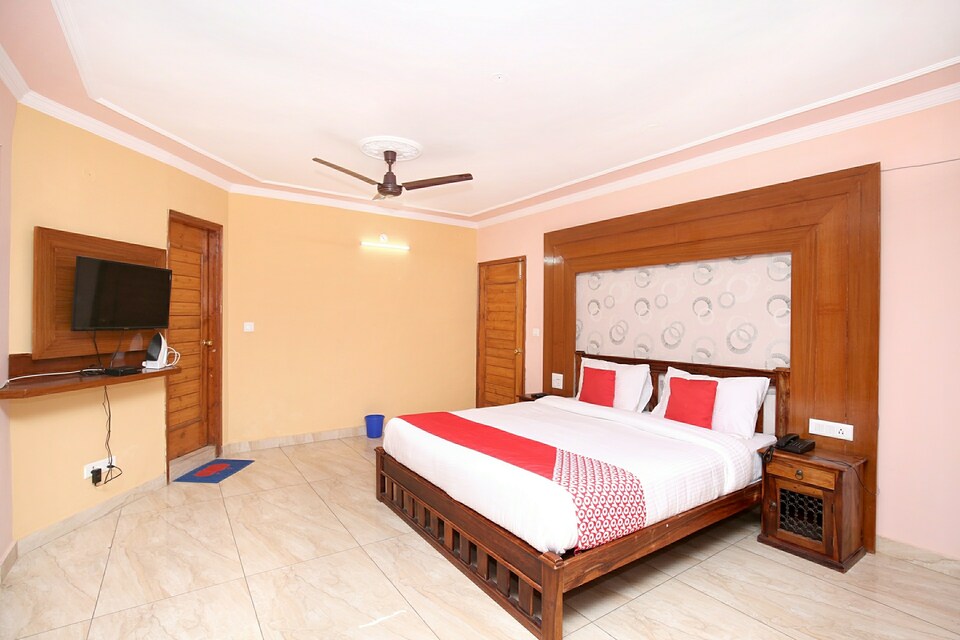 OYO Home 15254 Scenic Studio, Kasauli, Kasauli