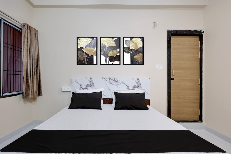 Spot on Royal Galaxy Inn, Satna, Satna