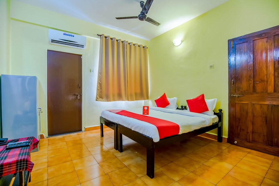 OYO 15263 Seaview Holiday Apartments, Anjuna Vagator Goa, Goa