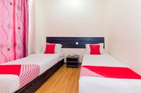 OYO 331 i Boutique Hotel