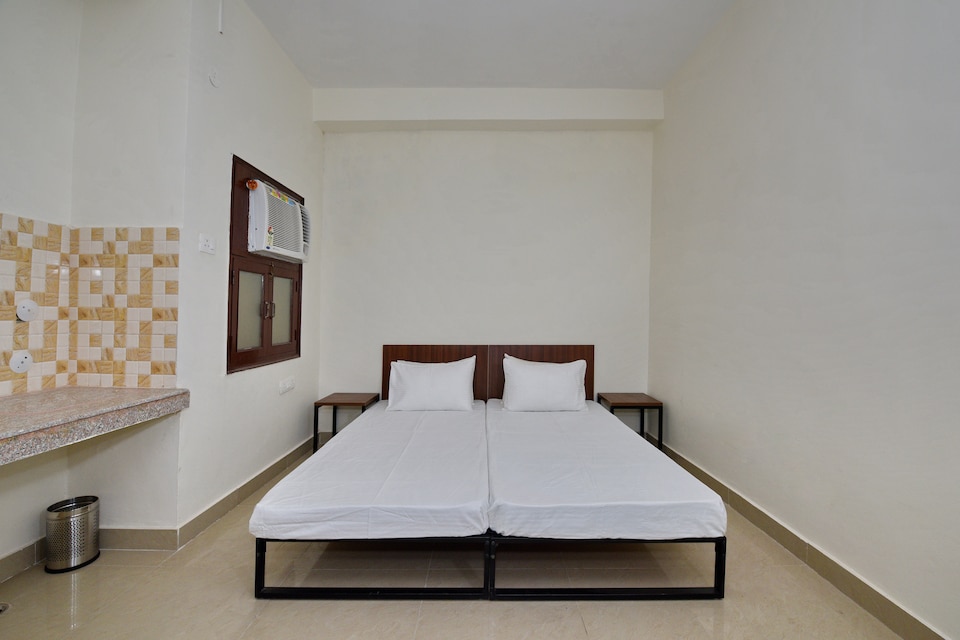 OYO LIFE GRG948 सेक्टर 48, DLF 4 Gurgaon, गुड़गांव