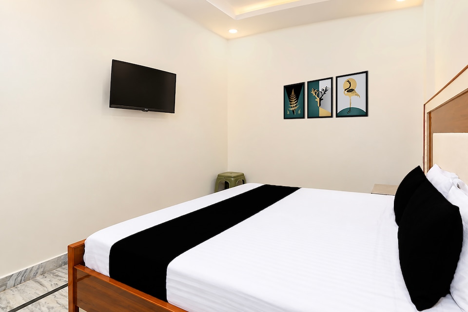 Hotel O Sapphire Heights , Mohali, Mohali