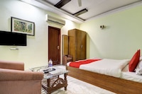 SPOT ON Hotel Mandakini Palace 