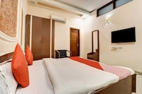 SPOT ON Hotel Mandakini Palace 