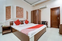 SPOT ON Hotel Mandakini Palace 