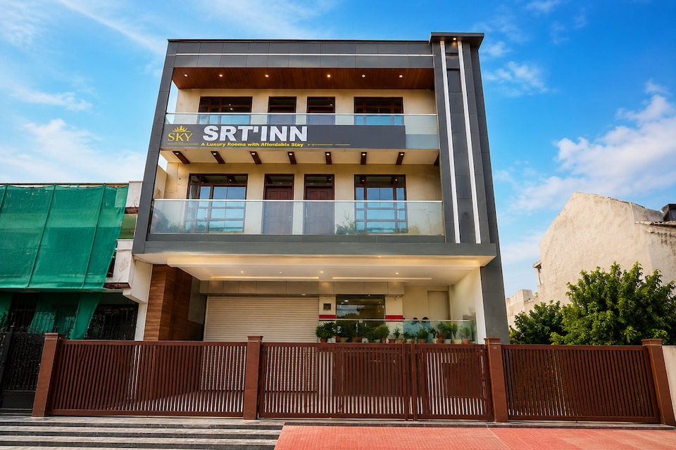 Townhouse Hotel SRV inn, Vikas Nagar Lucknow, Lucknow