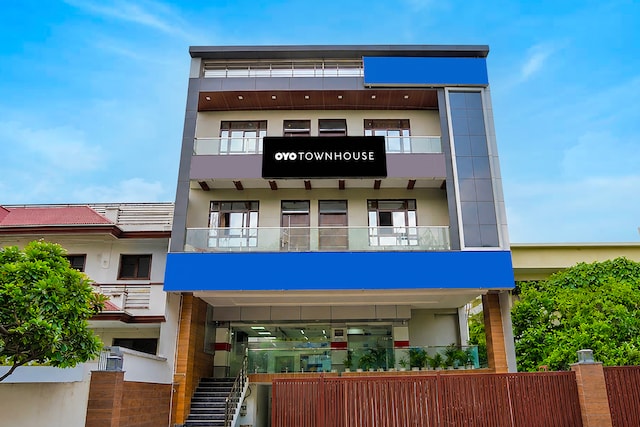 Townhouse Hotel SRV inn