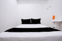 Hotel O Awadh Hotel And Fastfood