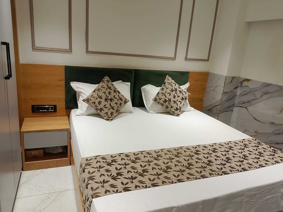 SPOT ON Hotel Blue Rain, Mahanagar Lucknow, Lucknow