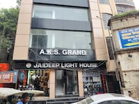 Hotel O AKS Grand