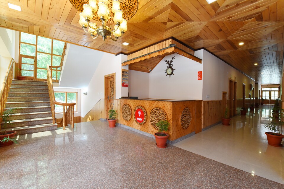 OYO 15348 Apple Town, NH 21 Manali, Manali