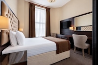 The Victoria Hotel, Bradford by Sunday