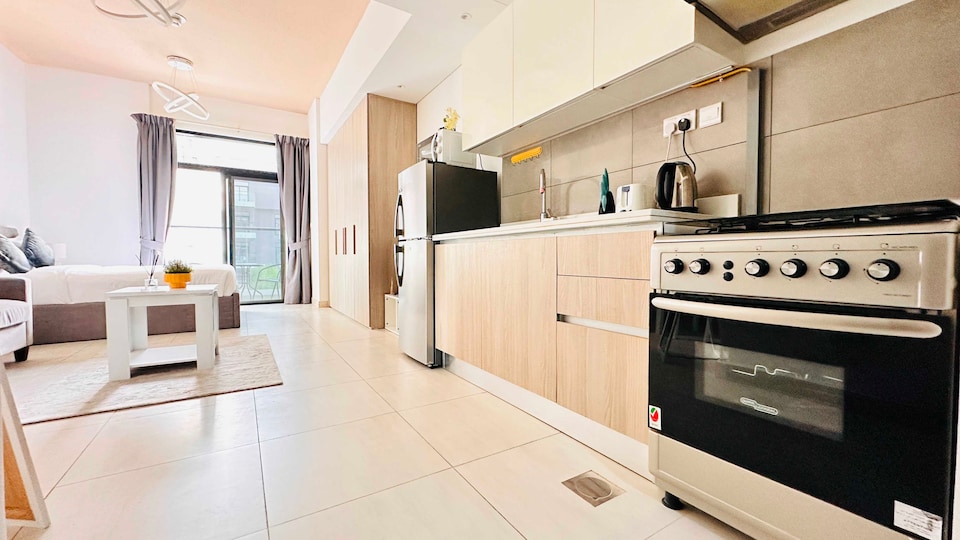 Premium Holiday Apartment at La Perla JVC with Pool & Gym  , Jumeirah, Dubai