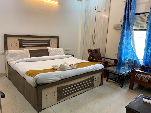 Hotel O RIDGEWOOD PALACE