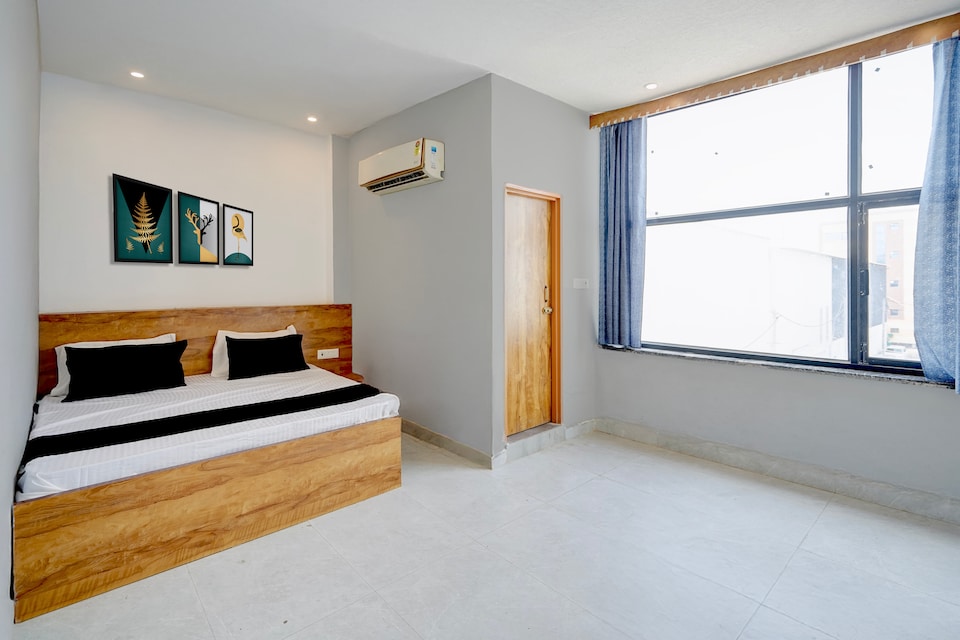 Hotel O Swarg Inn, Paschim Vihar Delhi, Delhi